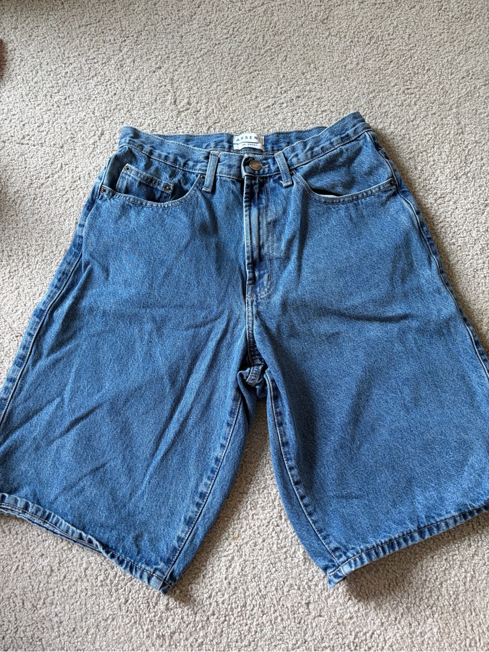 Absent Baggy Denim jorts - medium Blue Wash